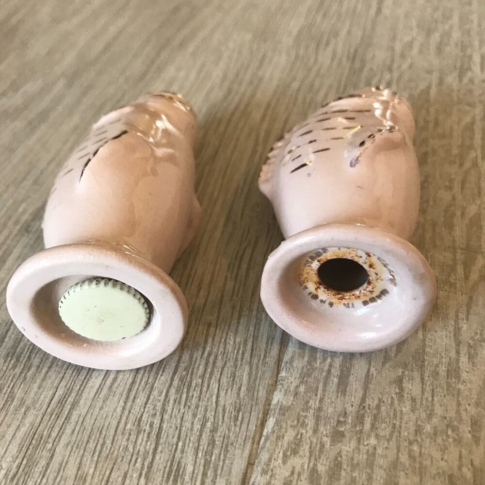 Salt and Pepper Shaker Set Fish Pink with Gold Trim Vintage Made in England Rare - Picture 4 of 11